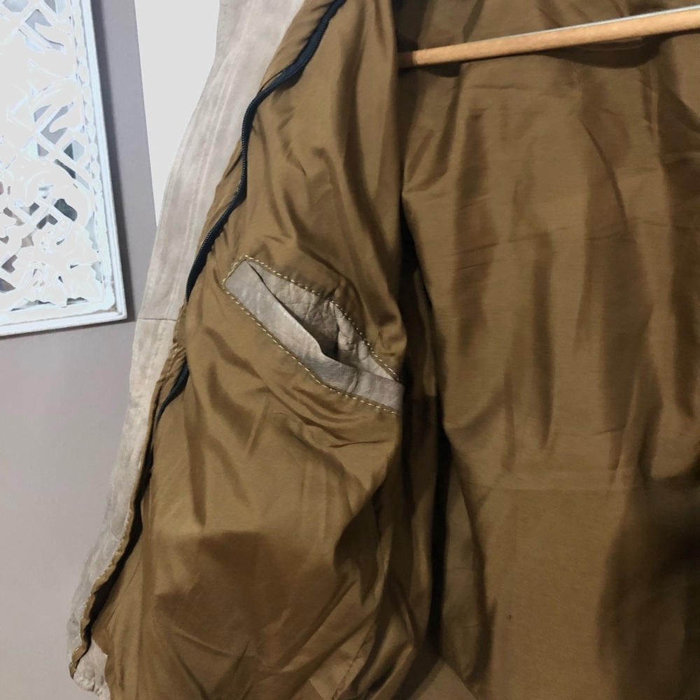 Distressed Quilted Leather Riding Jacket - Picture 4 of 11